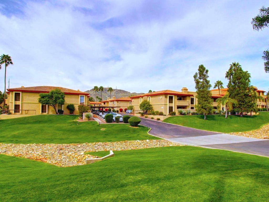 Private Resort Community -- ½ Mile Walk To Hiking & Biking At N. Mtn. Preserve! Phoenix Exterior foto